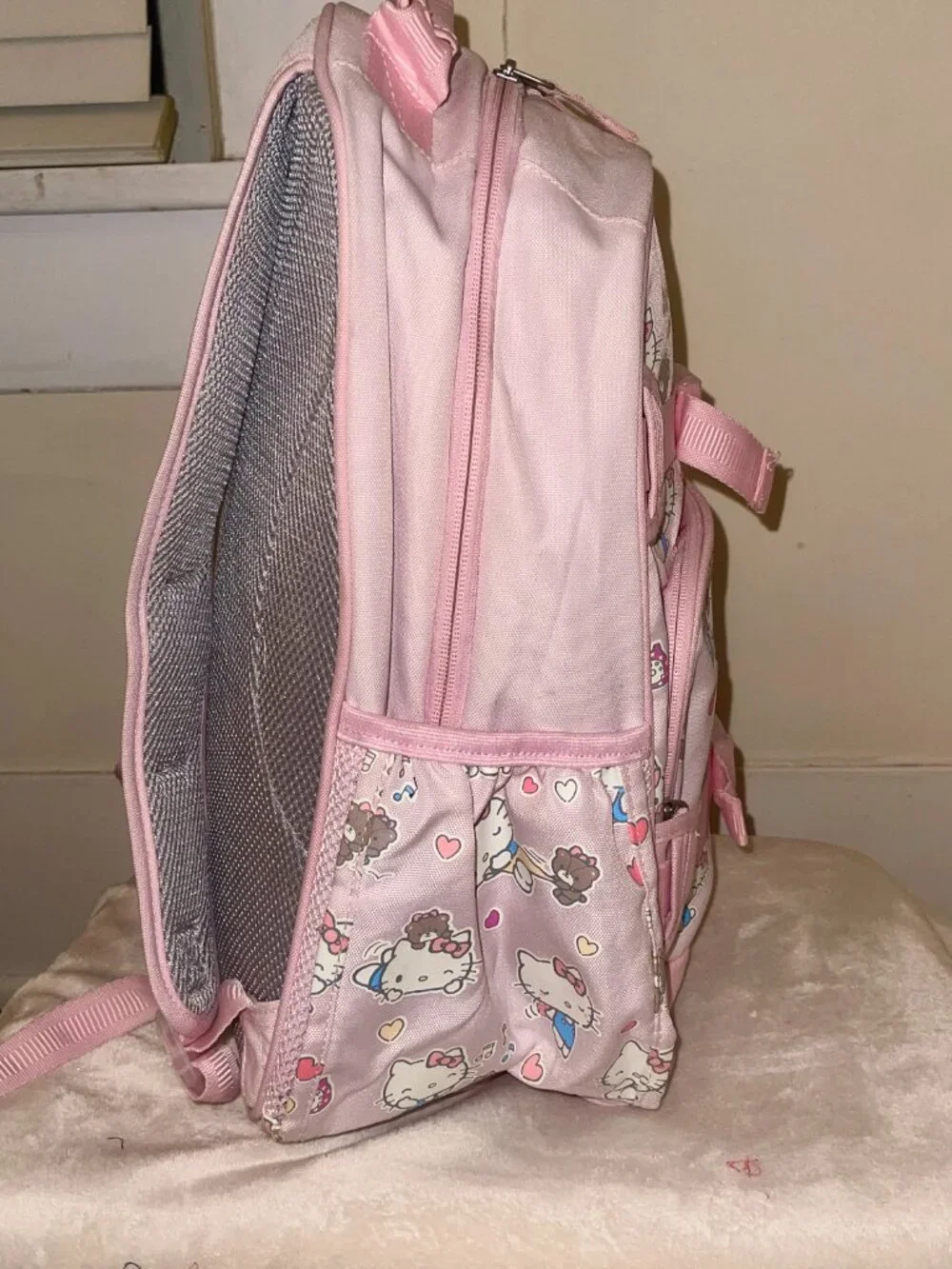 Pottery Barn Kids Hello Kitty Hearts Mackenzie Large Backpack Pink NWOT